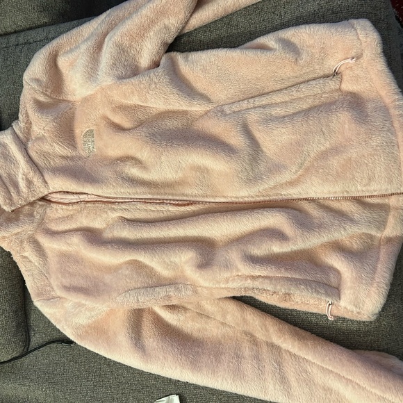 North face fuzzy coat - Picture 3 of 5